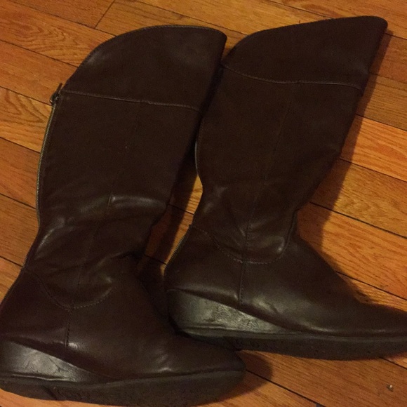 Used girl boots SOLD - Picture 1 of 3